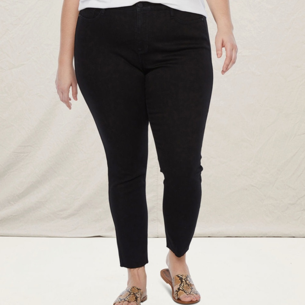 a.n.a Plus Size women’s High Rise Skinny Jean 26W NWT